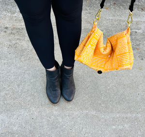 Chic handbag in Jane Austen print