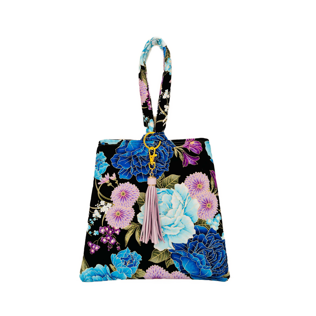 Lovely blue floral wristlet