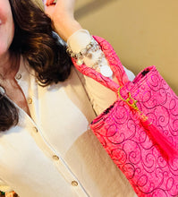 Load image into Gallery viewer, Sparkly pink wristlet ￼