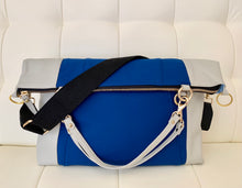 Load image into Gallery viewer, Pdx 056 *Handbag of the Day* $96.00 at check out