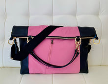 Load image into Gallery viewer, Pdx 057 *Handbag of the Day* $93.50 at check out