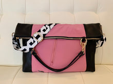 Load image into Gallery viewer, Pdx 057 *Handbag of the Day* $93.50 at check out